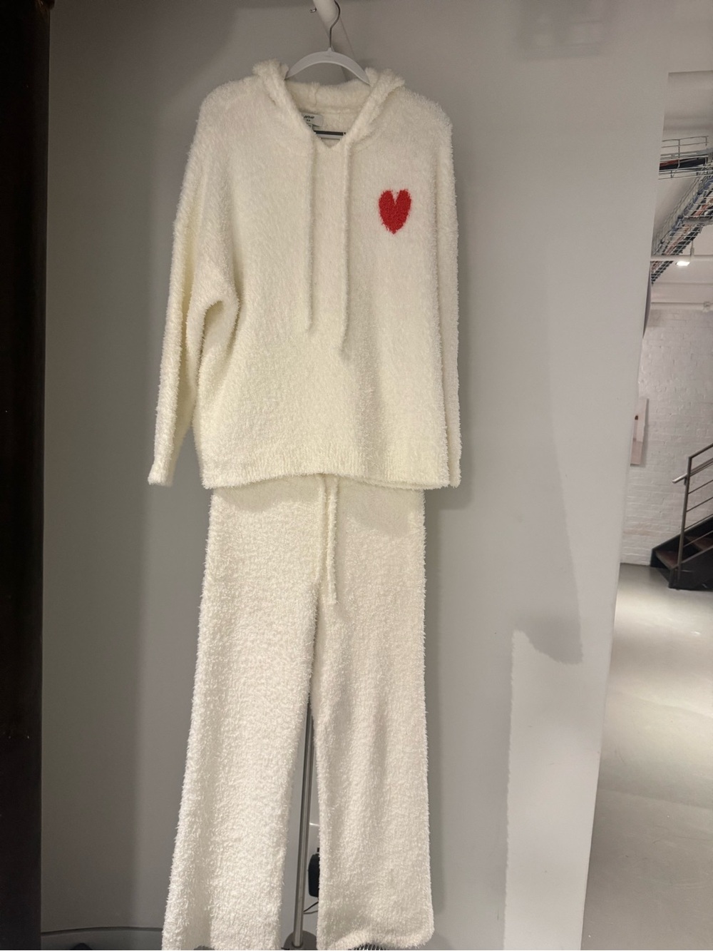 Aerie marshmallow fleece set - Picture 2 of 12